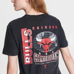 Women's Mitchell And Ness Chicago Bulls NBA Moment T-Shirt Black - 22169CBU BLK -Sports Fashion 22169CBU BLK M5