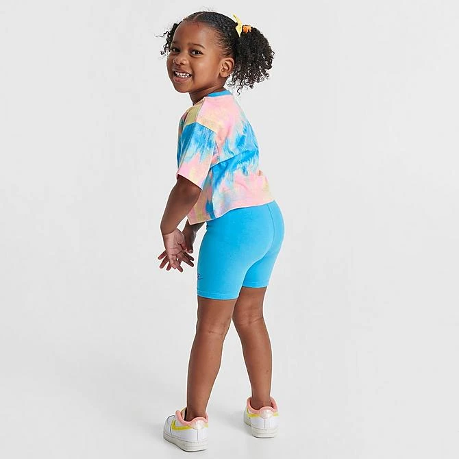 Girls' Toddler Nike Digi Tie-Dye T-Shirt And Bike Shorts Set Tie-Dye/Light Blue - 26K457 F85 2 Girls' Toddler Nike Digi Tie-Dye T-Shirt And Bike Shorts Set Tie-Dye/Light Blue - 26K457 F85 - Image 2