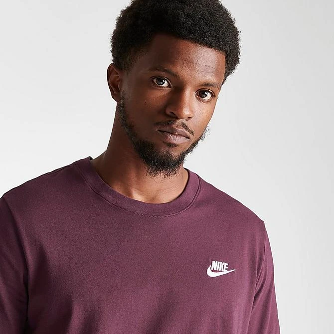 Nike Sportswear Club T-Shirt Night Maroon - AR4997 682 5 Nike Sportswear Club T-Shirt Night Maroon - AR4997 682 - Image 5