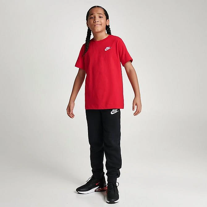 Kids' Nike Sportswear Logo T-Shirt University Red/White - AR5254 657 2 Kids' Nike Sportswear Logo T-Shirt University Red/White - AR5254 657 - Image 2