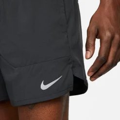 Men's Nike Dri-FIT Stride 5-Inch Brief-Lined Running Shorts Black/Black/Reflective Silver - DM4755 010 -Sports Fashion DM4755 010 M5