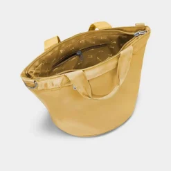 Women's Nike Air Futura Luxe Tote Bag Topaz Gold/Topaz Gold/University Gold - DR5671 795 9 Women's Nike Air Futura Luxe Tote Bag Topaz Gold/Topaz Gold/University Gold - DR5671 795 -Sports Fashion DR5671 795 P4