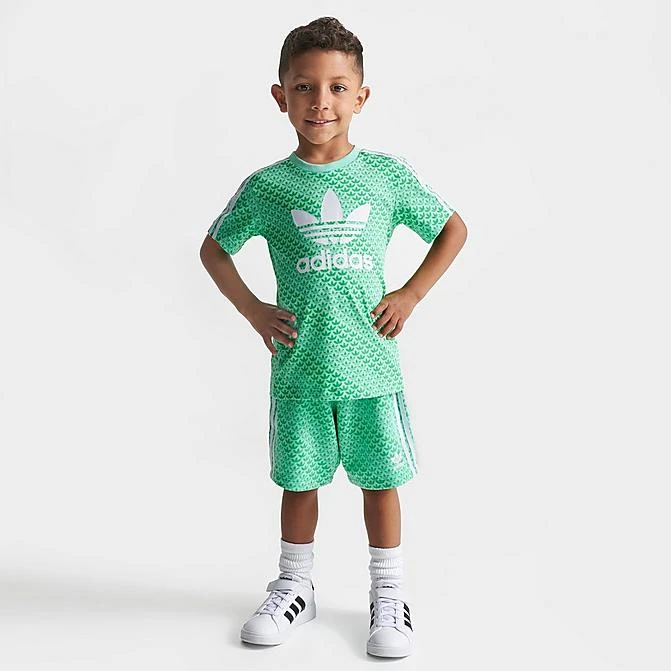 Kids' Toddler Adidas Originals Monogram T-Shirt And Shorts Set Green - IJ7125 333 1 Kids' Toddler Adidas Originals Monogram T-Shirt And Shorts Set Green - IJ7125 333